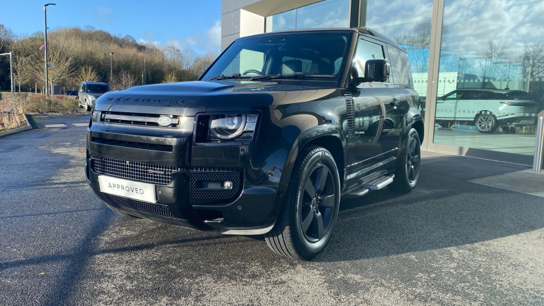 Land Rover Defender 3.0 D250 X-Dynamic SE 90 3dr Auto Diesel Estate